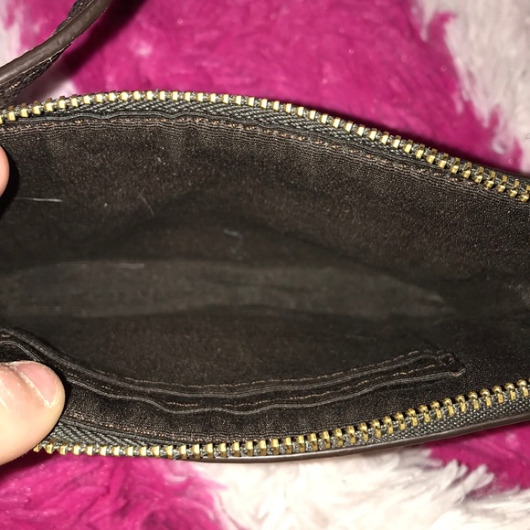 Coach - Picture 2 of 2